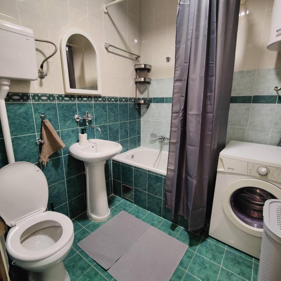 Wicker Park Apartment Нови Сад Екстериор снимка